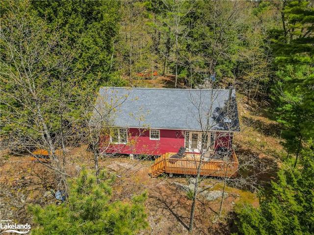 27 Beaumont Bay Rd, House detached with 2 bedrooms, 1 bathrooms and 3 parking in Muskoka Lakes ON | Image 12