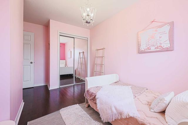 114 Trudelle St, Townhouse with 3 bedrooms, 2 bathrooms and 1 parking in Toronto ON | Image 22