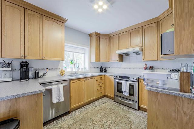 23 Bellefontaine St, House detached with 3 bedrooms, 3 bathrooms and 5 parking in Toronto ON | Image 9