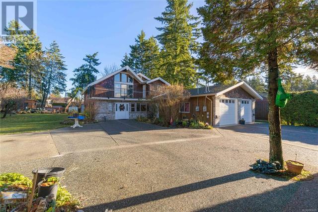 2346 Wild Dove Rd, House detached with 7 bedrooms, 4 bathrooms and 6 parking in Nanaimo BC | Image 2
