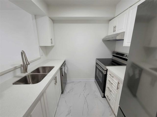 005 - 1 Hickory Tree Rd, Condo with 1 bedrooms, 1 bathrooms and 0 parking in Toronto ON | Image 7
