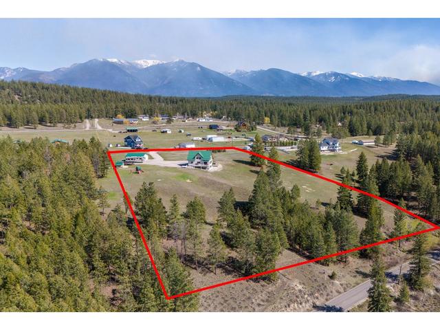 779 Sundown Lane, House detached with 3 bedrooms, 4 bathrooms and null parking in East Kootenay B BC | Image 77