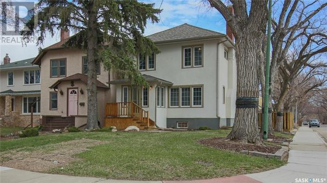 75 Connaught Crescent, House detached with 3 bedrooms, 2 bathrooms and null parking in Regina SK | Image 1