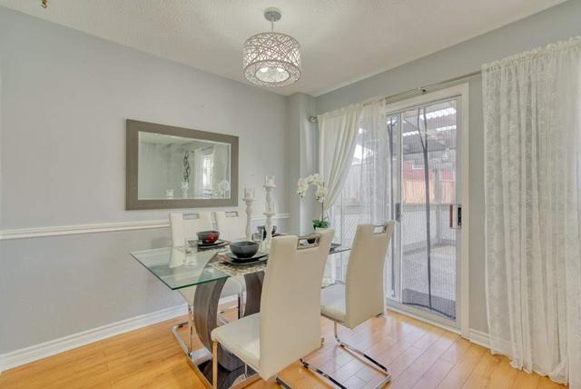 3913 Stoneham Way, House semidetached with 3 bedrooms, 3 bathrooms and 4 parking in Mississauga ON | Image 8