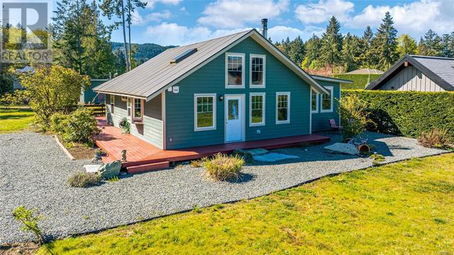 7163 Peterson Rd, House detached with 3 bedrooms, 2 bathrooms and 4 parking in Lantzville BC | Image 1