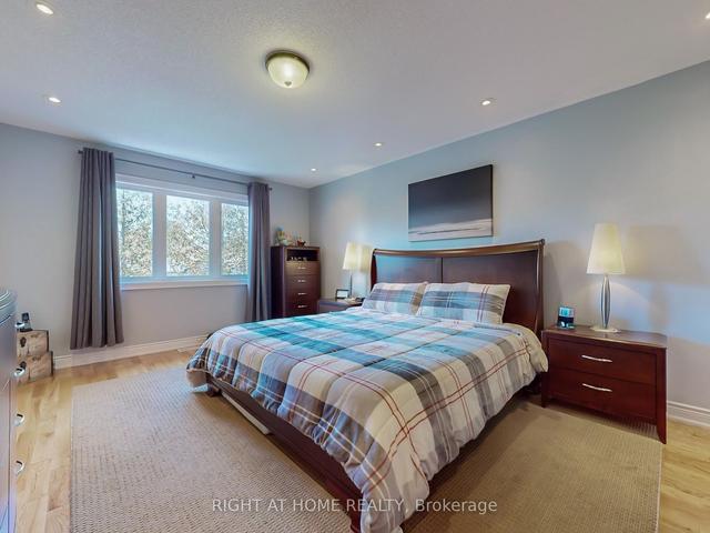 34 Preakness Dr, House semidetached with 4 bedrooms, 4 bathrooms and 4 parking in Toronto ON | Image 6
