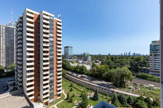 1001 - 5 Michael Power Pl, Condo with 1 bedrooms, 1 bathrooms and 1 parking in Toronto ON | Image 16