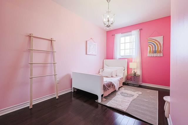 114 Trudelle St, Townhouse with 3 bedrooms, 2 bathrooms and 1 parking in Toronto ON | Image 20