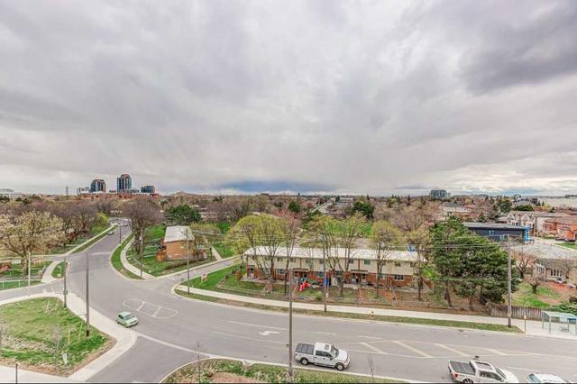 817 - 160 Flemington Rd, Condo with 1 bedrooms, 1 bathrooms and 1 parking in Toronto ON | Image 10