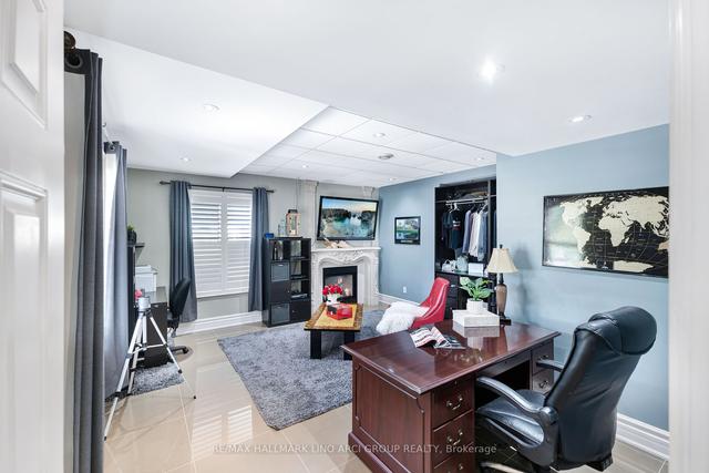 76 Abbruzze Ct, House detached with 4 bedrooms, 5 bathrooms and 20 parking in Vaughan ON | Image 22