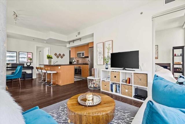 1107 - 375 King St W, Condo with 2 bedrooms, 2 bathrooms and 1 parking in Toronto ON | Image 10