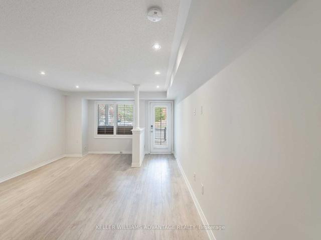 86 Woodbine Ave, House attached with 3 bedrooms, 3 bathrooms and 2 parking in Toronto ON | Image 19