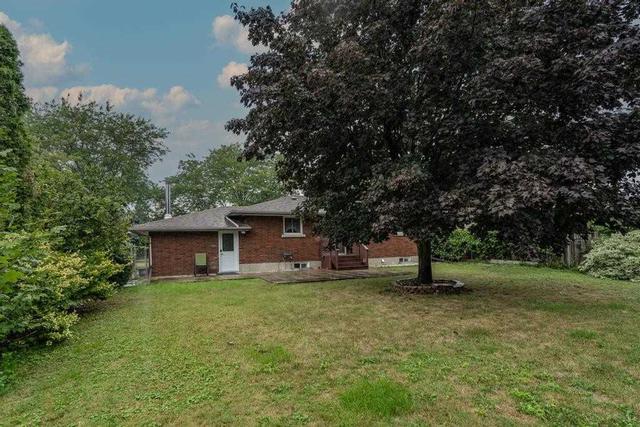 LOWER - 76 Parnell Rd, House detached with 1 bedrooms, 1 bathrooms and 2 parking in St. Catharines ON | Image 5