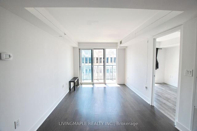 2113 - 955 Bay St, Condo with 3 bedrooms, 2 bathrooms and 1 parking in Toronto ON | Image 16