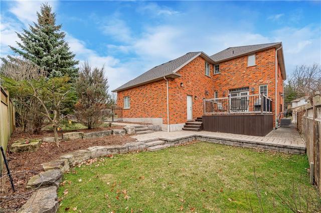 4 Cottonwood Cres, House detached with 6 bedrooms, 4 bathrooms and 6 parking in Cambridge ON | Image 46