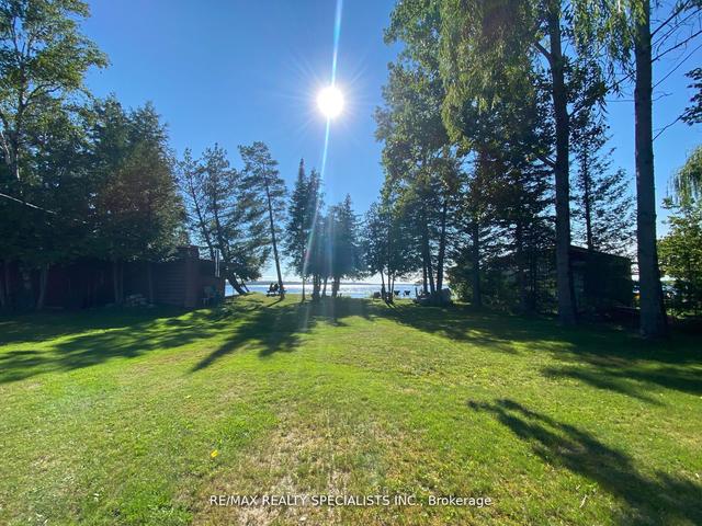 51 Shadow Lake Road 14, House detached with 3 bedrooms, 1 bathrooms and 10 parking in Kawartha Lakes ON | Image 1