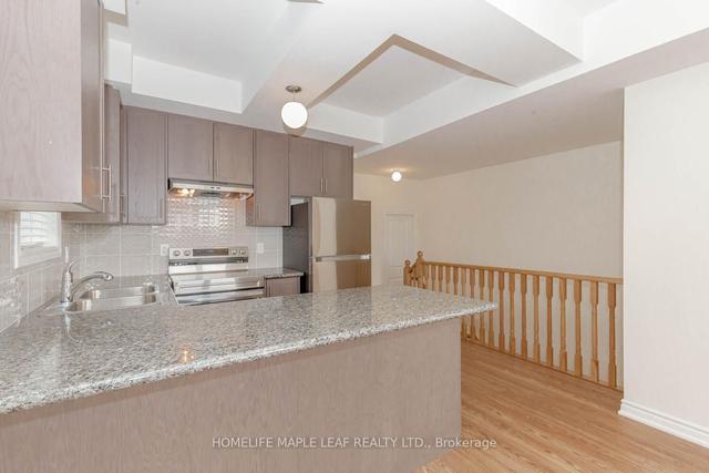 30 Halliford Pl, Townhouse with 2 bedrooms, 2 bathrooms and 2 parking in Brampton ON | Image 7
