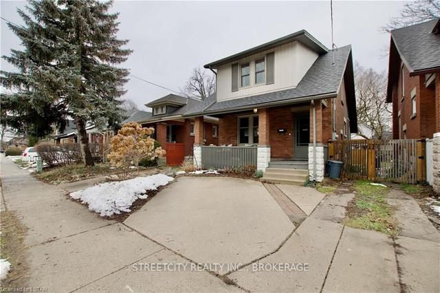487 Woodman Ave, House detached with 3 bedrooms, 2 bathrooms and 1 parking in London ON | Image 12
