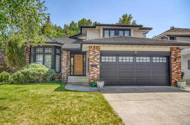 42 Douglas Woods Way Se, House detached with 4 bedrooms, 2 bathrooms and 4 parking in Calgary AB | Image 1