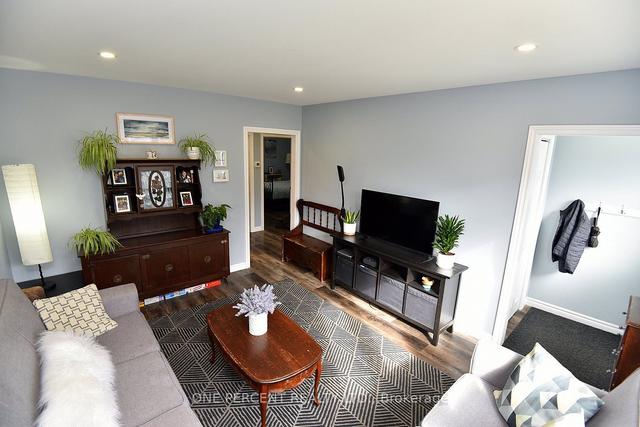 164 Whitney Ave, House detached with 2 bedrooms, 2 bathrooms and 2 parking in Hamilton ON | Image 30