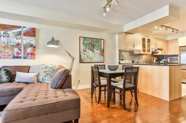 302 - 3 Mcalpine St, Condo with 1 bedrooms, 1 bathrooms and 1 parking in Toronto ON | Image 26