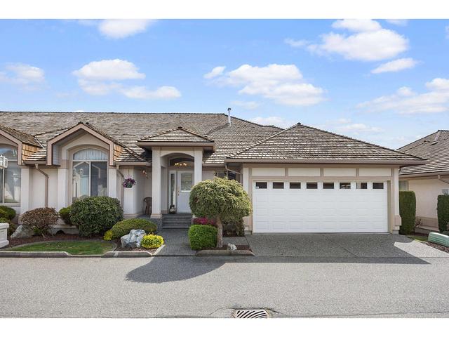 31 - 30703 Blueridge Dr, House attached with 3 bedrooms, 3 bathrooms and 2 parking in Abbotsford BC | Image 1