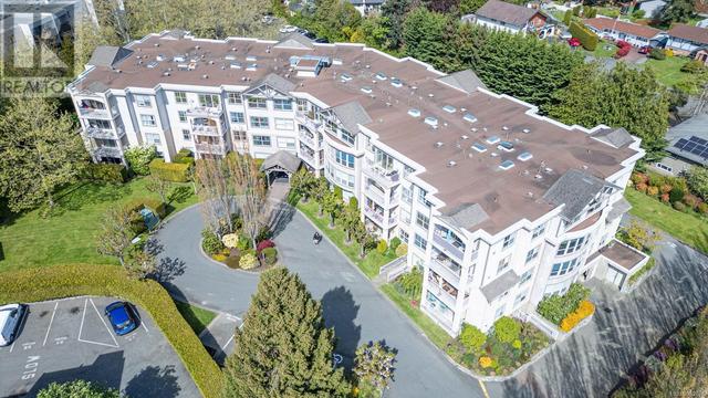 407 - 1240 Verdier Ave, Condo with 2 bedrooms, 2 bathrooms and null parking in Central Saanich BC | Image 52
