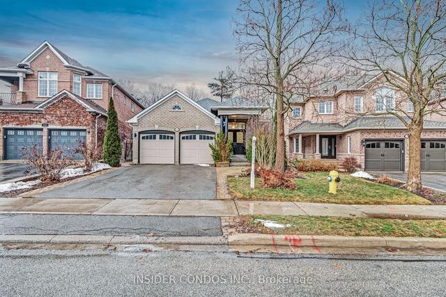 111 Regency View Hts, House detached with 3 bedrooms, 3 bathrooms and 6 parking in Vaughan ON | Image 1