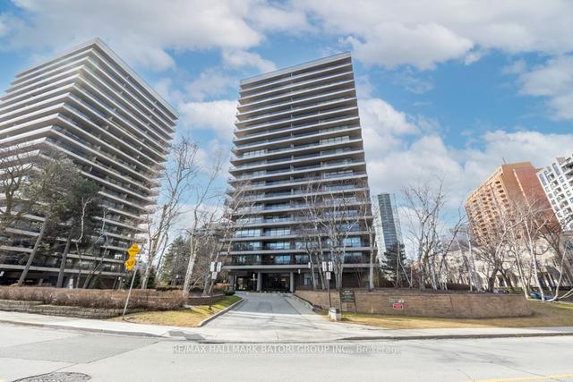 1401 - 20 Avoca Ave, Condo with 1 bedrooms, 2 bathrooms and 1 parking in Toronto ON | Image 1
