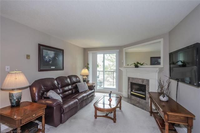 210 - 733 Deveron Crescent, House attached with 3 bedrooms, 1 bathrooms and 1 parking in London ON | Image 13