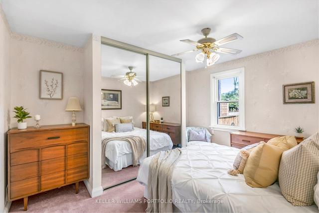 17 Thirty Third St, House detached with 2 bedrooms, 1 bathrooms and 6 parking in Toronto ON | Image 7
