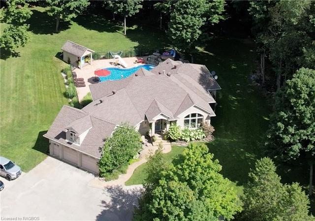 59 Maple Creek Dr, House detached with 4 bedrooms, 3 bathrooms and 12 parking in Brockton ON | Image 34