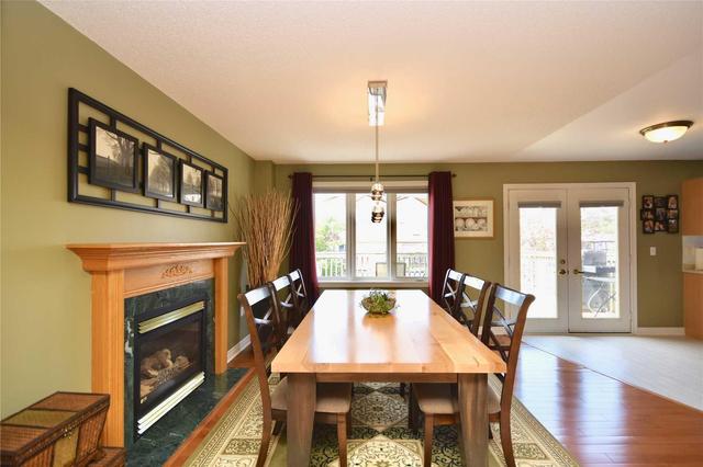 18 Waddington Cres, House detached with 3 bedrooms, 4 bathrooms and 2 parking in Barrie ON | Image 4