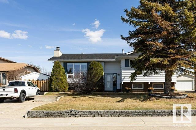10707 108 Ave, House detached with 5 bedrooms, 3 bathrooms and null parking in Westlock AB | Image 2
