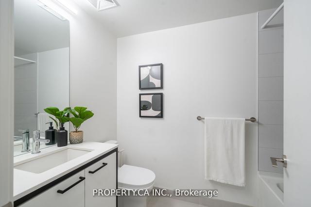 210 - 1808 St. Clair Ave W, Condo with 2 bedrooms, 2 bathrooms and 1 parking in Toronto ON | Image 4
