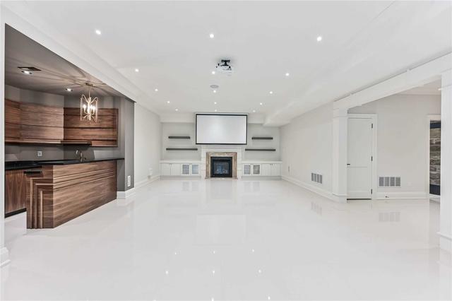 115 Edgar Ave, House detached with 4 bedrooms, 7 bathrooms and 10 parking in Richmond Hill ON | Image 24