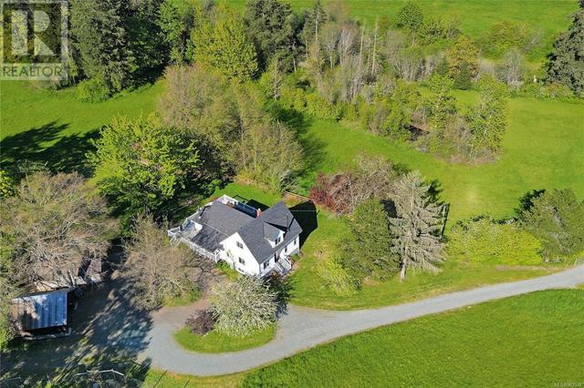 3095 Drinkwater Rd, House detached with 4 bedrooms, 3 bathrooms and 4 parking in North Cowichan BC | Image 3