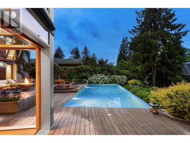 4229 Sunset Boulevard, House other with 3 bedrooms, 3 bathrooms and 3 parking in North Vancouver BC | Image 6