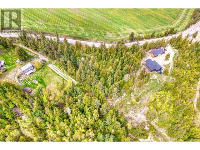 6600 Park Hill Rd Ne, House detached with 5 bedrooms, 3 bathrooms and 7 parking in Salmon Arm BC | Image 12