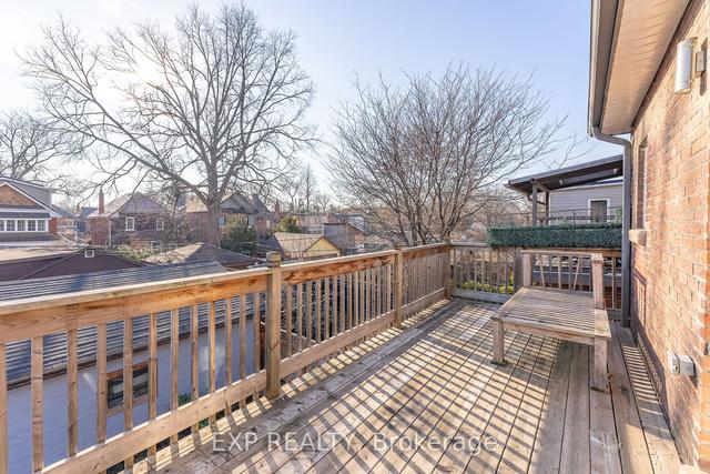 5 Jerome St, House detached with 3 bedrooms, 4 bathrooms and 4 parking in Toronto ON | Image 8