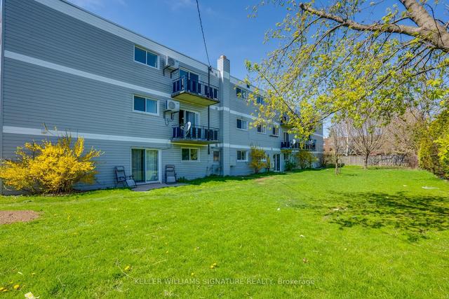4 - 14 Holland St, Condo with 2 bedrooms, 1 bathrooms and 0 parking in St. Thomas ON | Image 9