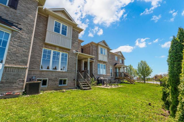 12 Silverwood Cir, House attached with 3 bedrooms, 3 bathrooms and 3 parking in Ajax ON | Image 19