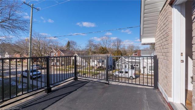 1098 2nd Ave W, House detached with 3 bedrooms, 1 bathrooms and 4 parking in Owen Sound ON | Image 17