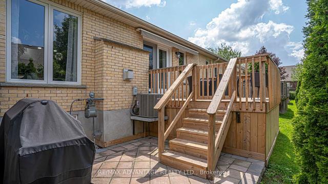 9 - 947 Adirondack Rd, Townhouse with 2 bedrooms, 3 bathrooms and 2 parking in London ON | Image 32