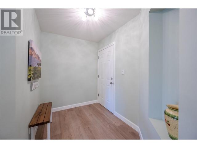 201 - 8412 Jubilee Rd, Condo with 2 bedrooms, 2 bathrooms and 1 parking in Summerland BC | Image 32