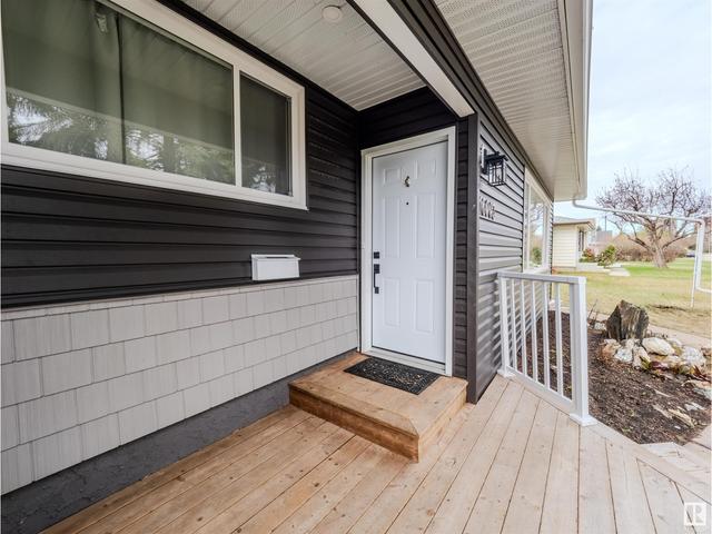 16003 87a Ave Nw, House detached with 3 bedrooms, 3 bathrooms and null parking in Edmonton AB | Image 50