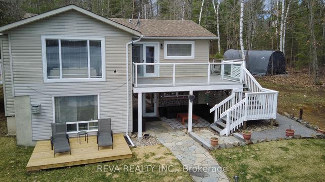 1724 Lewis Rd, House detached with 2 bedrooms, 2 bathrooms and 5 parking in Highlands East ON | Image 9