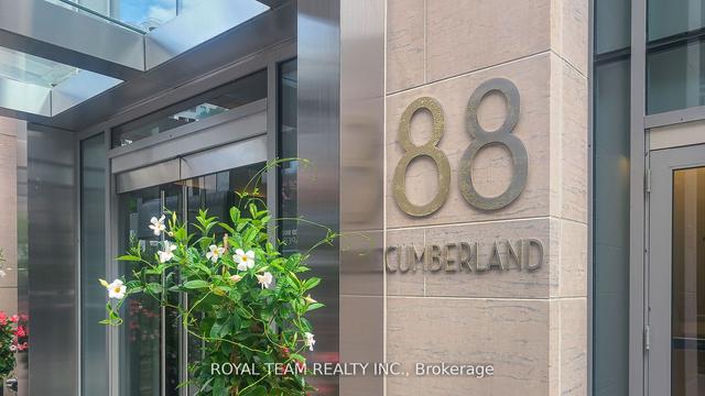 1806 - 88 Cumberland St, Condo with 1 bedrooms, 1 bathrooms and 0 parking in Toronto ON | Image 12