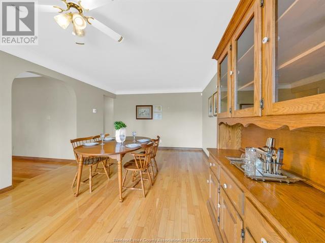 140 Augustine Dr, House detached with 3 bedrooms, 2 bathrooms and null parking in Kingsville ON | Image 15