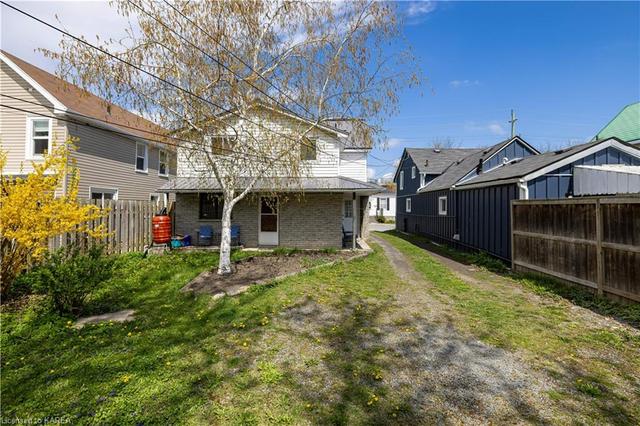 130 James St, House detached with 4 bedrooms, 2 bathrooms and 3 parking in Kingston ON | Image 20